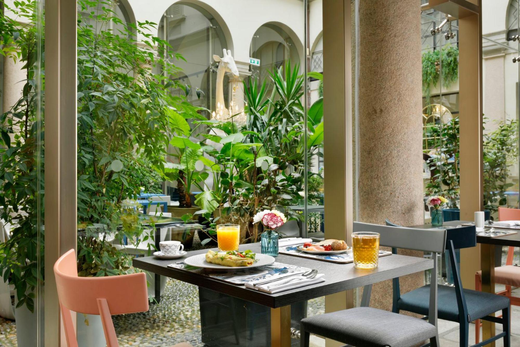 Hotel Indigo Milan - Corso Monforte By Ihg Dış mekan fotoğraf